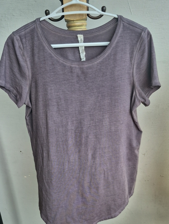 lululemon athletica Tops - LULULEMON- LOVE CREW TEE